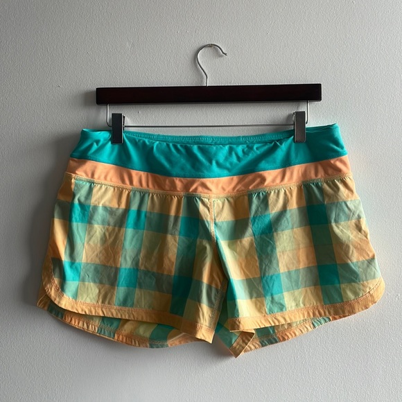 Lululemon Speed Up Shorts Turquoise Size 4 - Picture 1 of 6